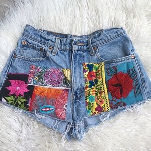 VINTAGE patched LEVIS